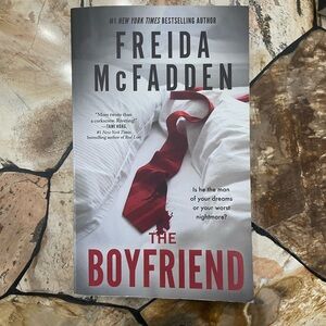 The Boyfriend by Freida McFadden Book